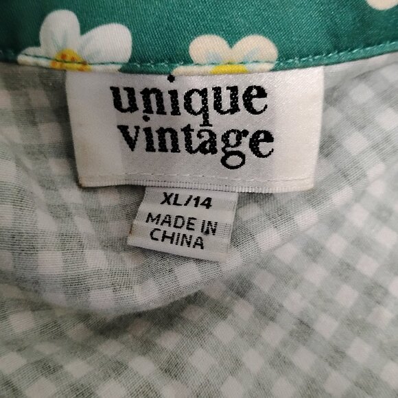Unique Vintage Green Gingham strawberries Shelby Romper Woman Size XL/14 - Picture 11 of 11